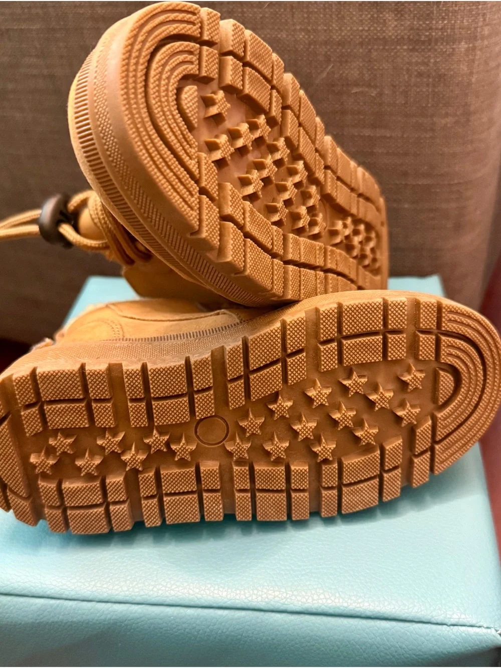 Tan lace-up sherpa boots